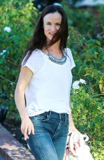JULIETTE LEWIS Leaves a Baby Shower in Hancock Park 09/27/2015
