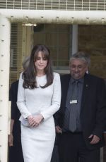 KATE MIDDLETON Visits Women