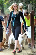 KATE UPTON Hiking at Runyon Canyon in Los Angeles 08/03/2015