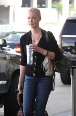 KATHERINE HEIGL at Los Angeles International Airport 09/28/2015
