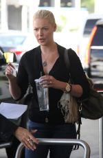 KATHERINE HEIGL at Los Angeles International Airport 09/28/2015