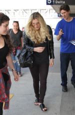 KESHA SEBERT at Los Angeles International Airport 09/22/2015