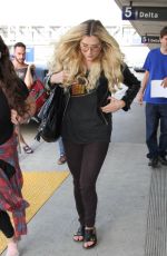 KESHA SEBERT at Los Angeles International Airport 09/22/2015