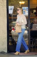KIRSTEN DUNST Leaves CVS in Toluca Lake 09/03/2015