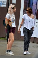 KRISTEN STEWART Out and About in Soho 09/11/2015