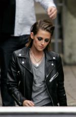 KRISTEN STEWART Out and About in Toronto 09/13/2015