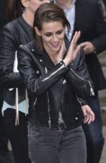 KRISTEN STEWART Out and About in Toronto 09/14/2015