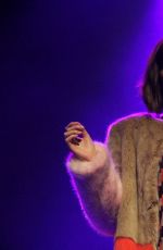 MARY ELIZABETH WINSTEAD Performs with Her Band in San Seattle 09/21/2015