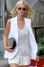 NICKY HILTON Out and About in New York 09/01/2015