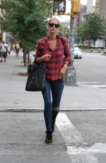 NICKY HILTON Out Shopping in Nnew York 09/10/2015
