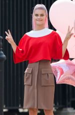 NINA AGDAL on the Set of a Photoshoot in New York 09/01/2015