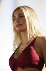 PIA MIA PEREZ Performs at 2015 Life Is Beautiful Festival in Las Vegas 09/26/2015