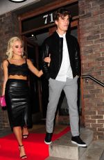 PIXIE LOTT Leaves Carousel Restaurant in London 09/03/2015