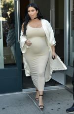 Pregnant KIM KARDASHIAN Leaves Her Apartment in New York 09/13/2015
