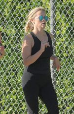 REESE WITHERSPOON Out Jogging in Santa Monica 09/17/2015