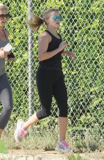 REESE WITHERSPOON Out Jogging in Santa Monica 09/17/2015