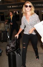 ROSIE HUNTINGTON-WHITELEY Arrives at LAX Airport in Los Angeles 09/03/2015