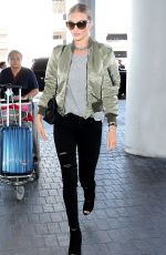 ROSIE HUNTINGTON-WHITELEY at Los Angeles International Airport 09/25/2015