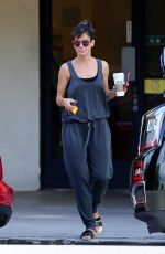 SANDRA BULLOCK Out and About in Sherman Oaks 09/16/2015
