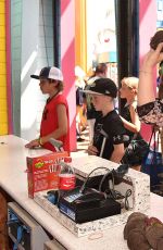 SARAH MICHELLE GELLAR at 2015 Mattel Party on the Pier in Santa Monica 09/27/2015
