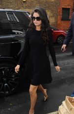 SE:ENA GOMEZ Out and About in London 09/24/2015