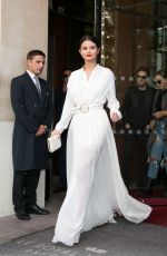 SELENA GOMEZ Leaves Her Hotel in Paris 09/26/2015