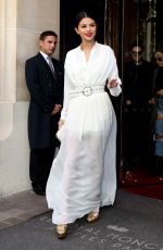 SELENA GOMEZ Leaves Her Hotel in Paris 09/26/2015