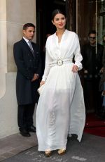 SELENA GOMEZ Leaves Her Hotel in Paris 09/26/2015