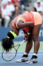 SERENA WILLIAMS at 2015 US Open, Day Three 09/02/2015