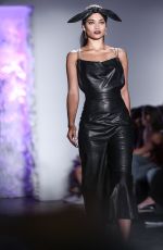 SHANINA SHAIK at Cushnie Et Ochs Fashion Show in New York 09/11/2015