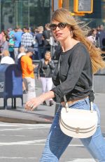 SOFIA VERGARA Out and About in New York 09/26/2015