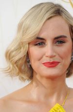 TAYLOR SCHILLING at 2015 Emmy Awards in Los Angeles 09/20/2015