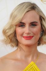 TAYLOR SCHILLING at 2015 Emmy Awards in Los Angeles 09/20/2015