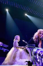TAYLOR SWIFT Performs at 1989 World Tour in Nashville 09/25/201508/21/2015
