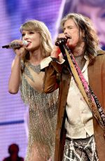 TAYLOR SWIFT Performs at 1989 World Tour in Nashville 09/25/201508/21/2015