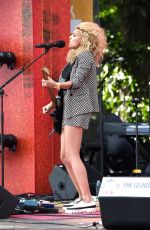 TORI KELLY at 2015 Global Citizen Festival to End Wxtreme Powerty by 2030 in New York