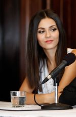 VICTORIA JUSTIC at Love Song to the Earth Press Conference in Washington 09/24/2015
