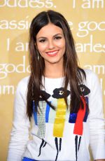 VICTORIA JUSTICE at Alice + Olivia by Stacey Bendet Fashion Show in New York 09/15/2015