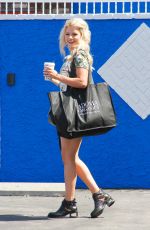 WITNEY CARSON Arrives at DWTS Rehersal Studio in Hollywood 09/23/2015