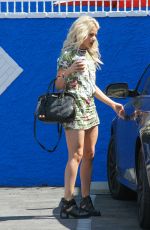 WITNEY CARSON Arrives at DWTS Rehersal Studio in Hollywood 09/23/2015