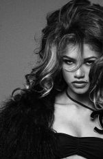 ZNEDAYA COLEMAN in Galore Magazine, September 2015 Issue