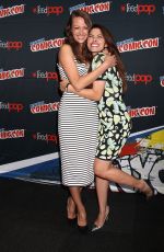 AMY ACKER at Person of Interest Panel at 2015 New York Comic-con 10/11/2015