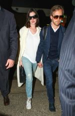 ANNE HATHAWAY at Los Angeles International Airport 09/30/2015