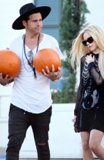 AVRIL LAVIGNE Shopping a Pumpkin in Beverly Hills 10/22/2015