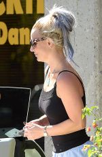 BRITNEY SPEARS Arrives at a Dance Studio in Westlake Village 10/10/2015