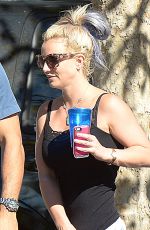 BRITNEY SPEARS Arrives at a Dance Studio in Westlake Village 10/10/2015