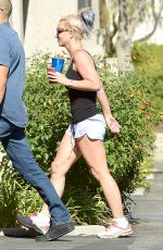 BRITNEY SPEARS Arrives at a Dance Studio in Westlake Village 10/10/2015
