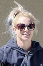 BRITNEY SPEARS Leaves a Recording Studio in Westlake Village 10/09/2015