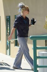 BRITNEY SPEARS Leaves a Recording Studio in Westlake Village 10/09/2015
