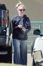 BRITNEY SPEARS Leaves a Recording Studio in Westlake Village 10/09/2015